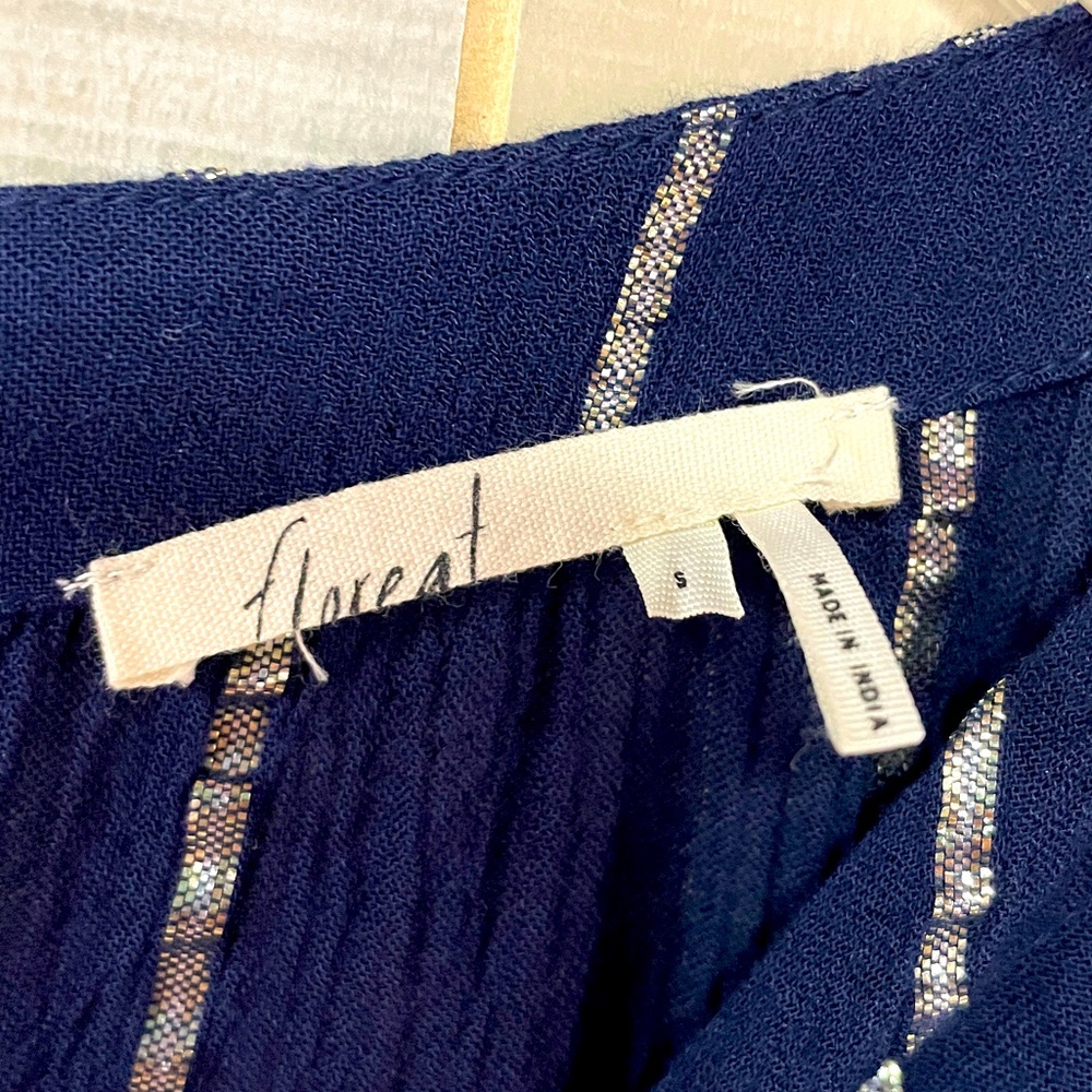 Anthropologie Floreat Navy Blue Silver Metallic Stripe Flowy Sleeve Top Sz S - Picture 3 of 6